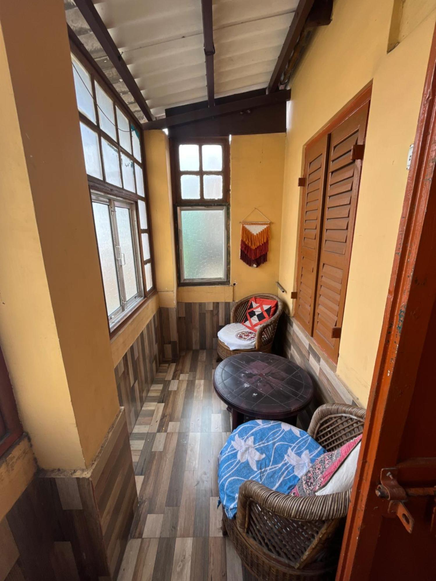 Calcutta Backpackers Homestay- For Travellers And Backpackers מראה חיצוני תמונה